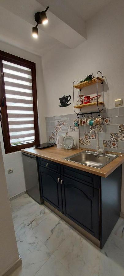 Atonika Apartments Bitola Exterior foto